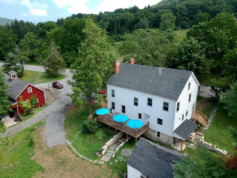 Craftsman Hideaway At The 1841 Farmhouse Chester Εξωτερικό φωτογραφία